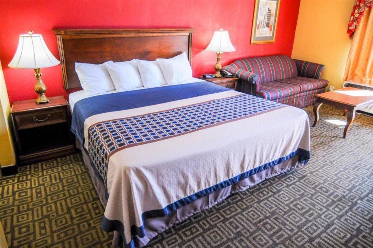 Heritage Inn Milledgeville Buitenkant foto