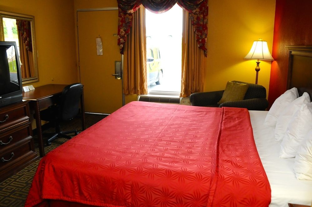 Heritage Inn Milledgeville Buitenkant foto