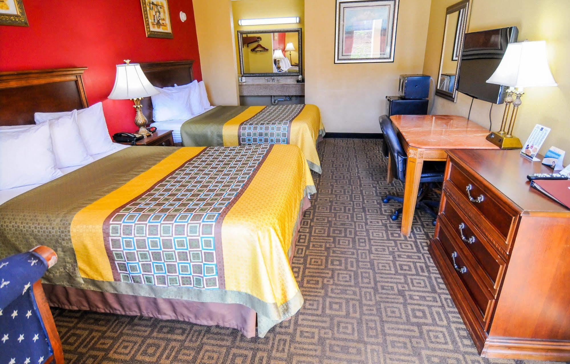 Heritage Inn Milledgeville Buitenkant foto