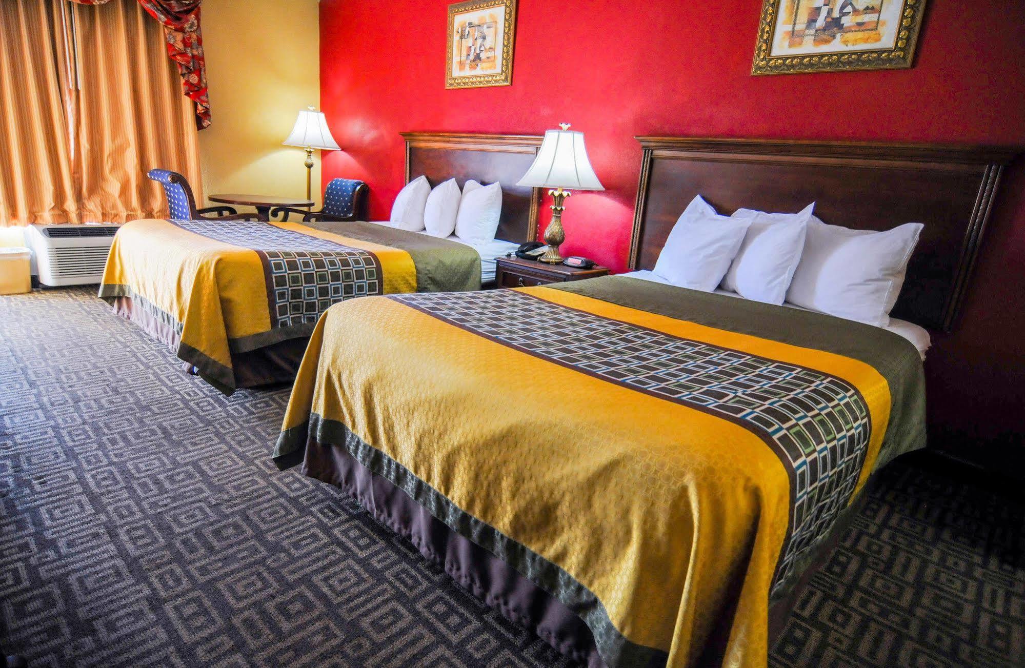 Heritage Inn Milledgeville Buitenkant foto