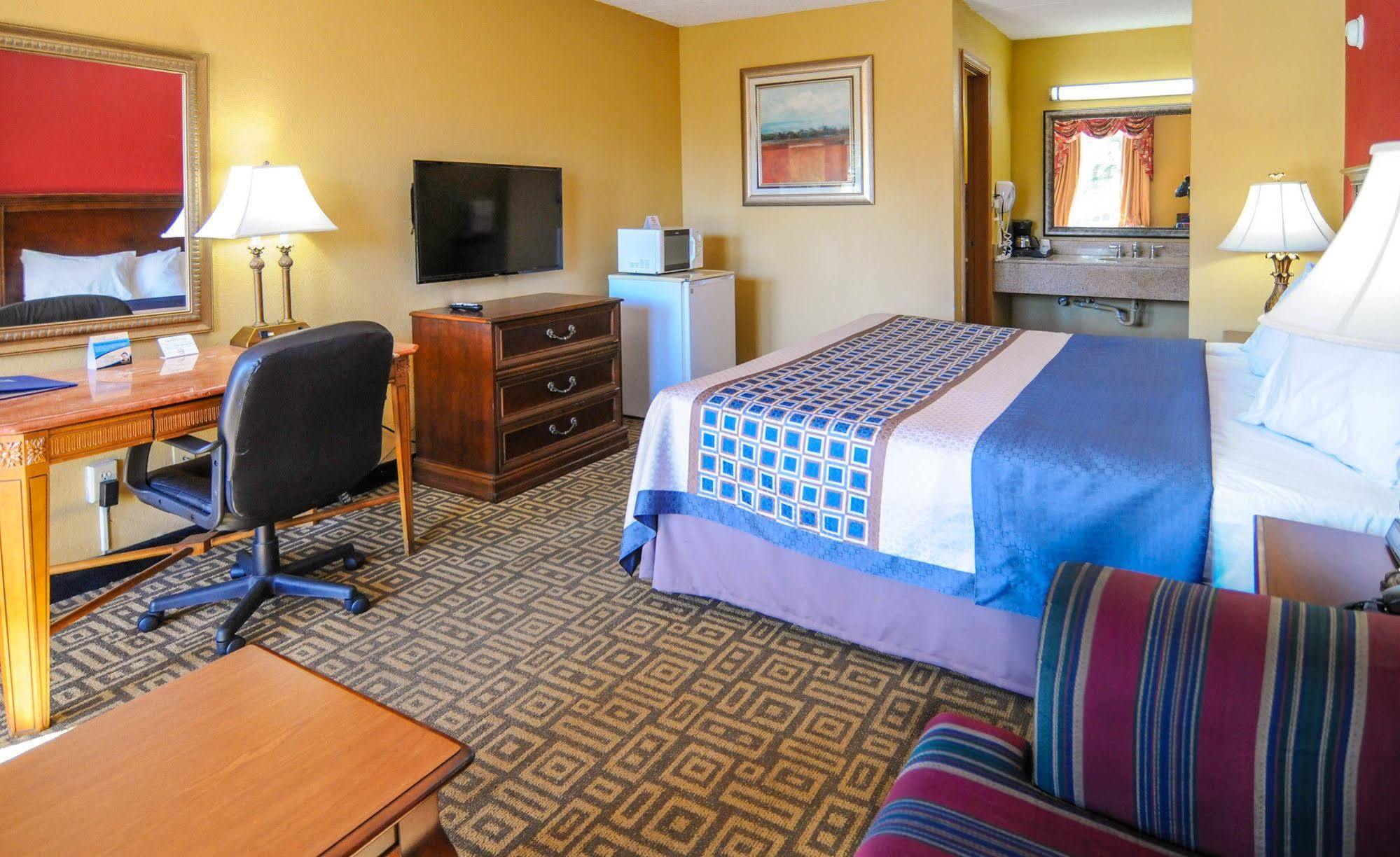 Heritage Inn Milledgeville Buitenkant foto